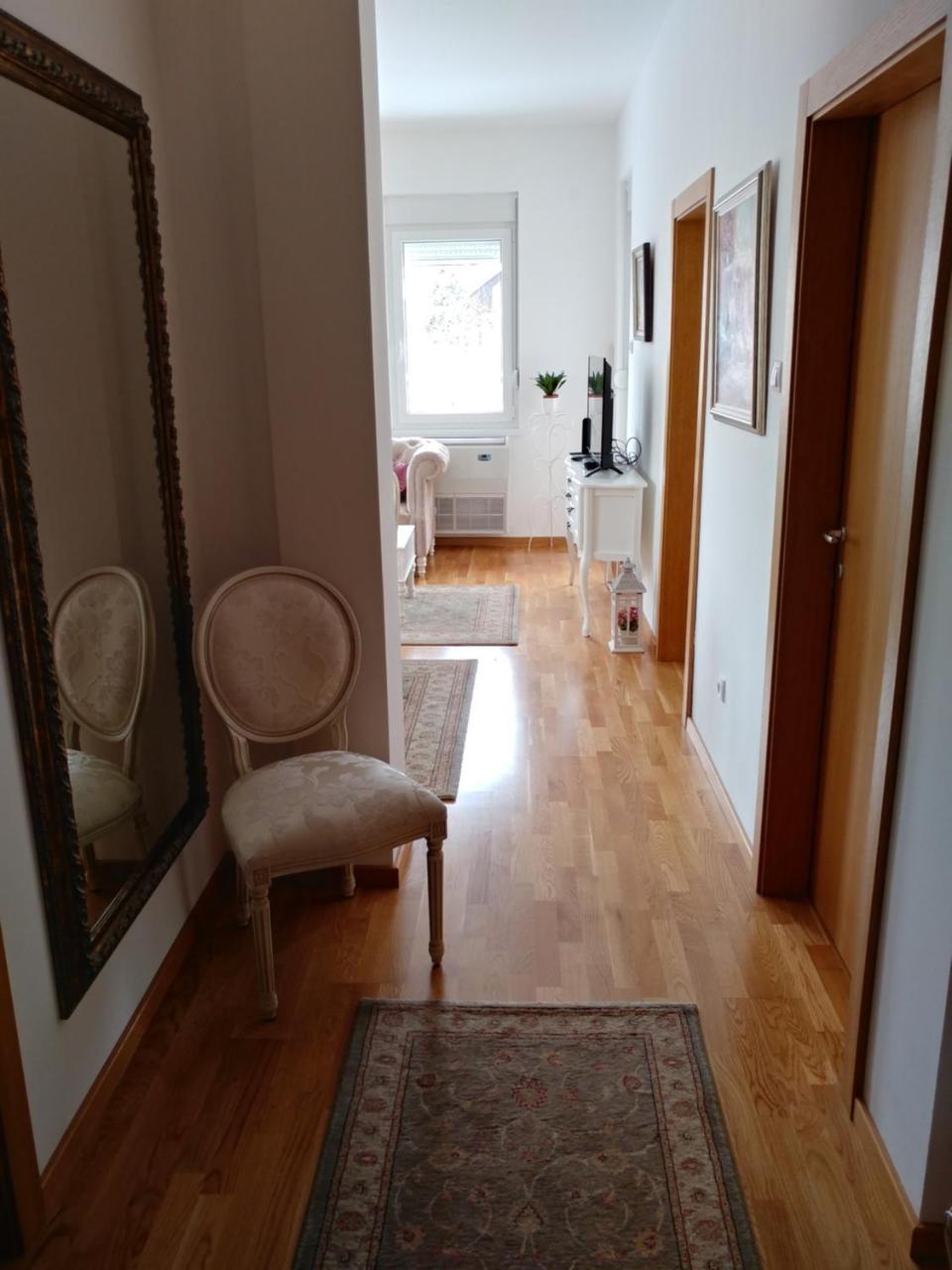 Jc10 Apartment 3 Bedroom, Free Parking, 73Sqm Novi Sad Exterior foto