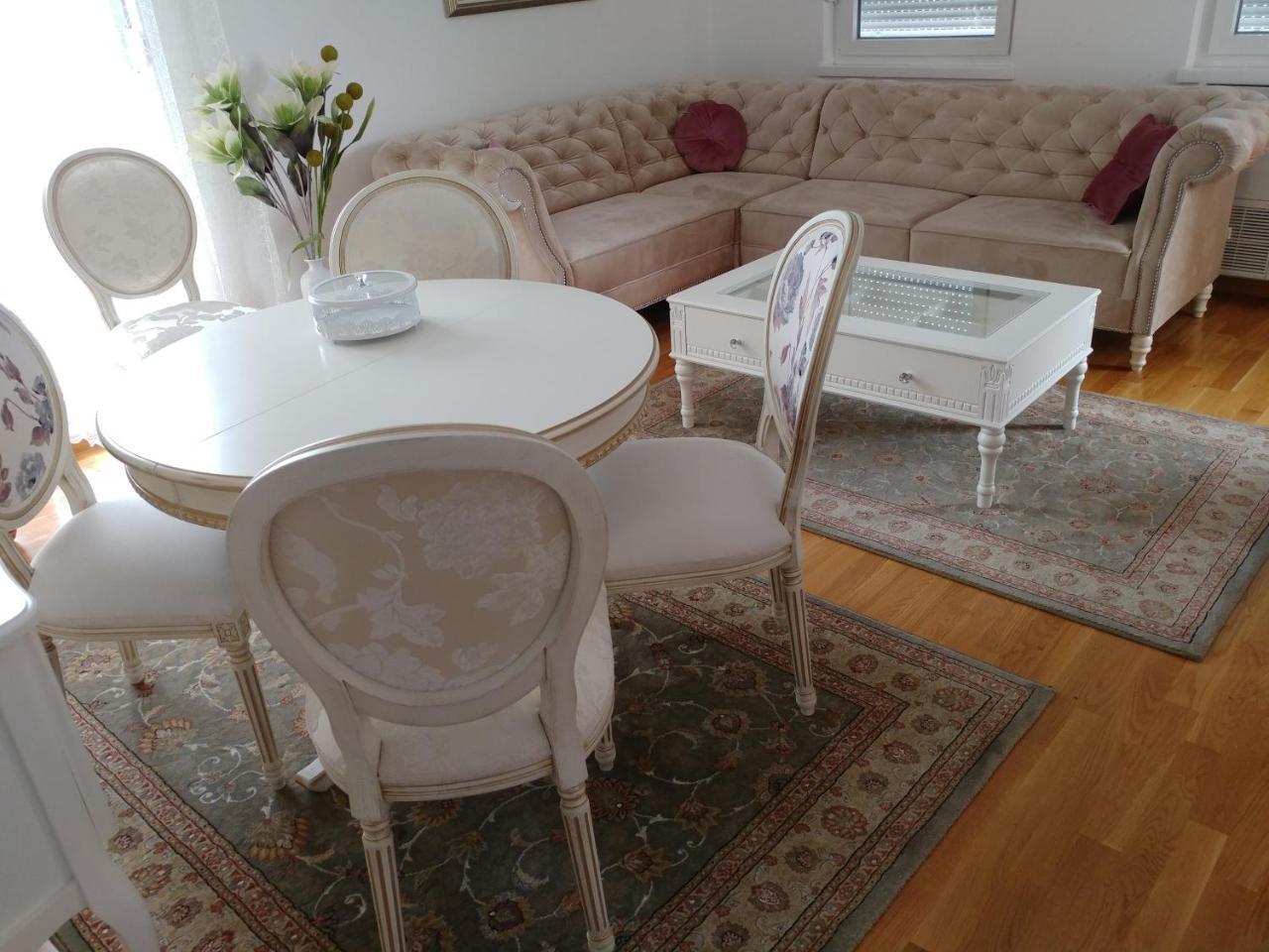 Jc10 Apartment 3 Bedroom, Free Parking, 73Sqm Novi Sad Exterior foto